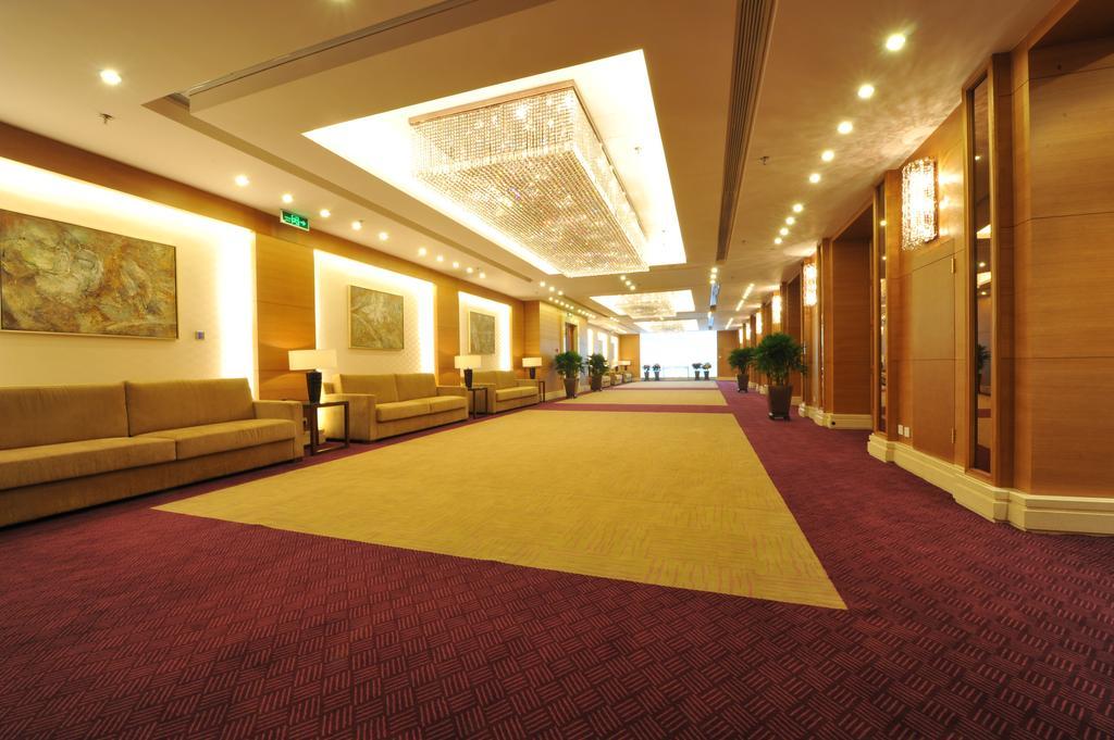 Geosciences International Conference Centre Hotel Пекин Екстериор снимка
